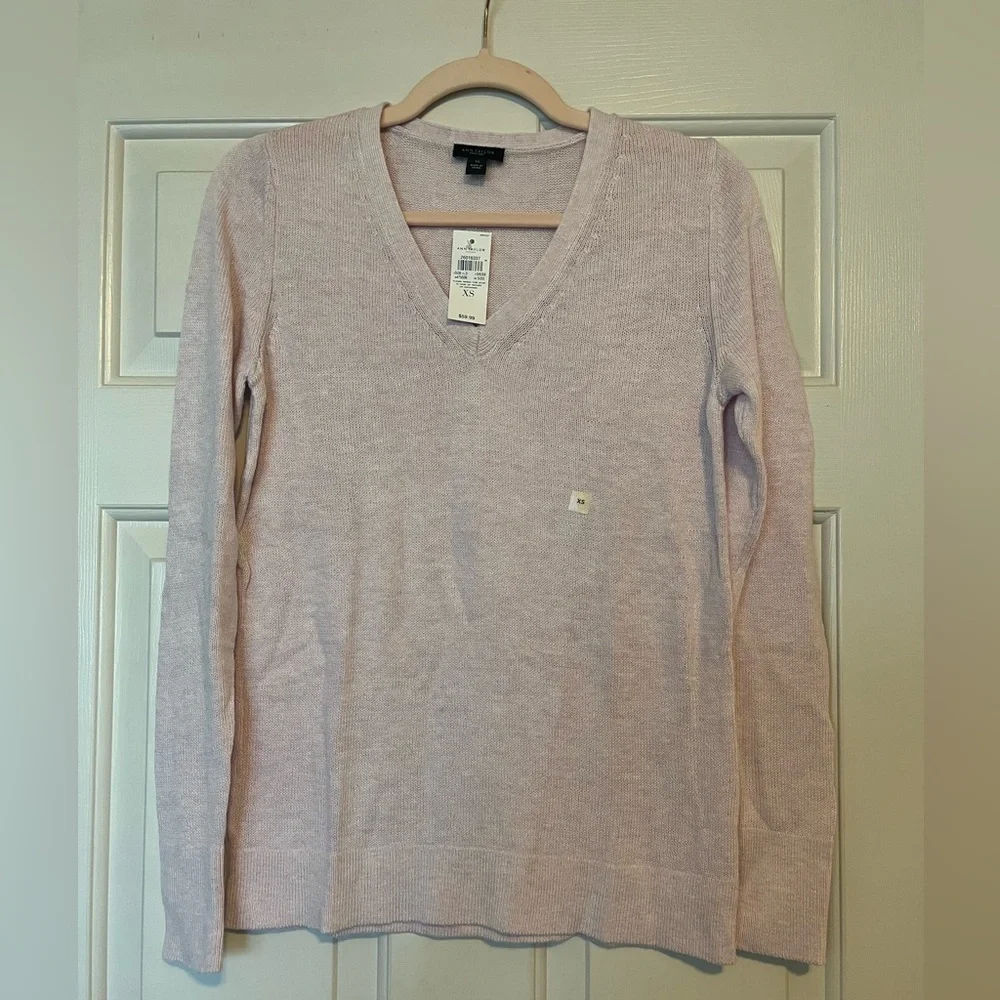 Ann Taylor Factory V-Neck Sweater - Soft Pink